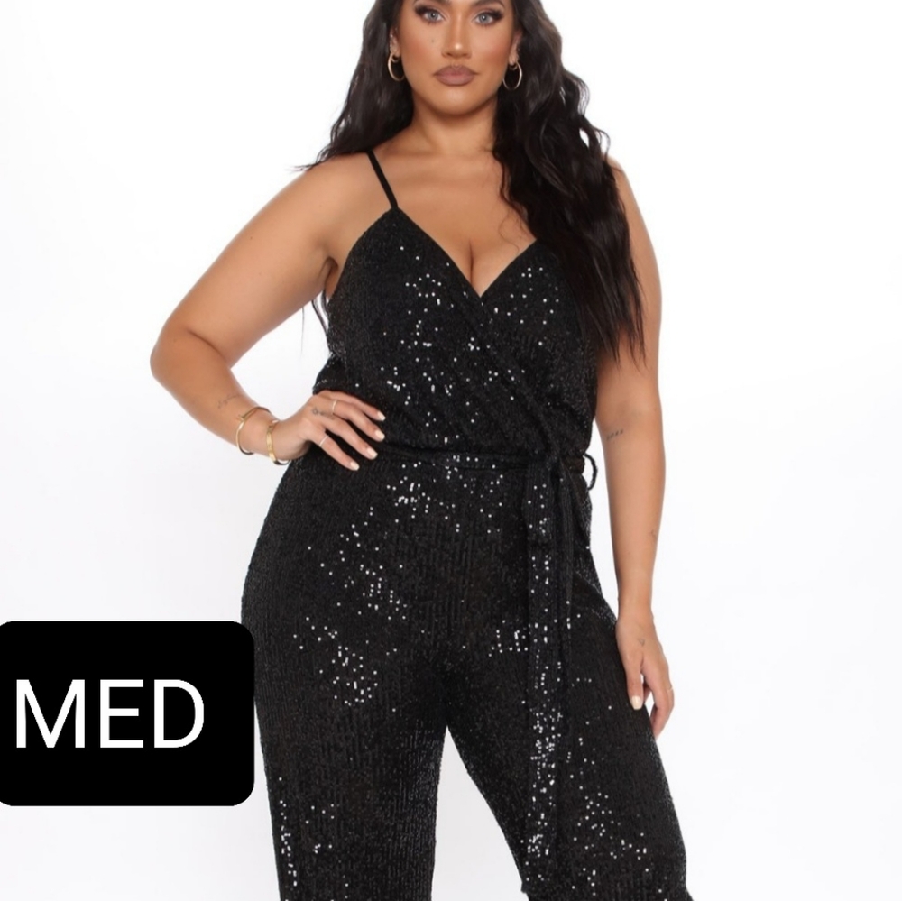 (NEW) Fashion Sequin Black Jumpsuit with Belt Med